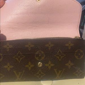 Lv card wallet brow